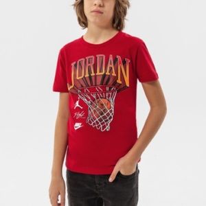 Nike Jordan Flight Boy's Red Basketball Short Sleeve Tee 4 Small NWT